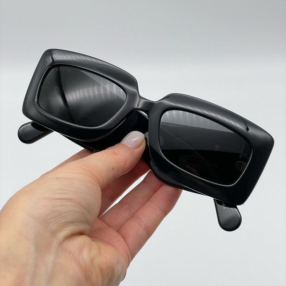 BRAND NEW GUCCI GG0811S 001 Black/Grey Unisex Sunglasses - Picture 9 of 14